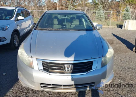 2010 Honda Accord 2.4 Lx z USA, uszkodzony, nr VIN 1HGCP2F34AA119088